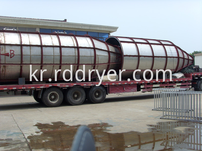 YYPG Model Tomato Paste Pressure Spray Dryer /Spray Drying Equipment